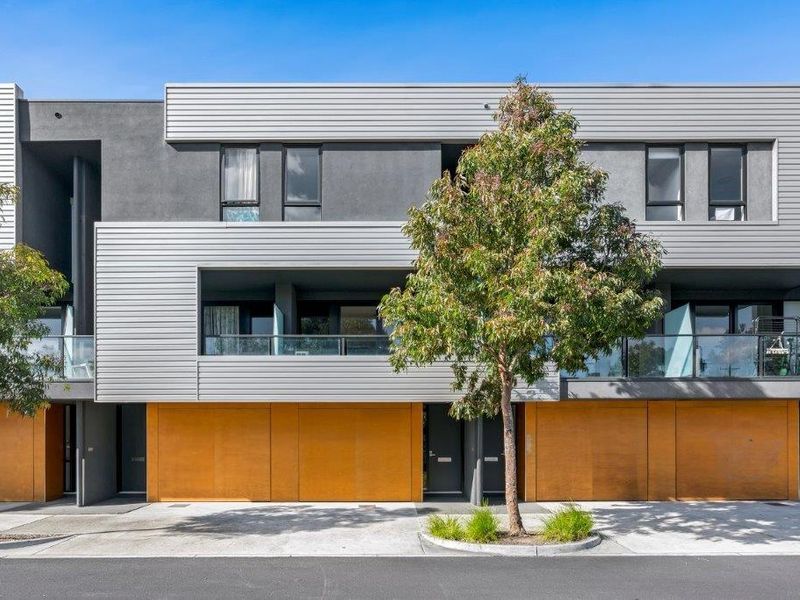 2 bedrooms House in 9 Crown Street FOOTSCRAY VIC, 3011