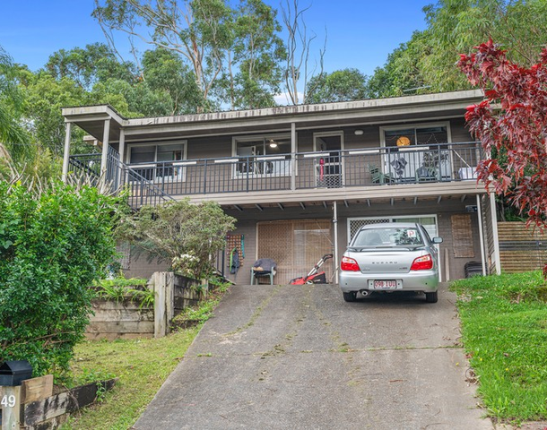 49 Lowanna Drive, Ashmore QLD 4214