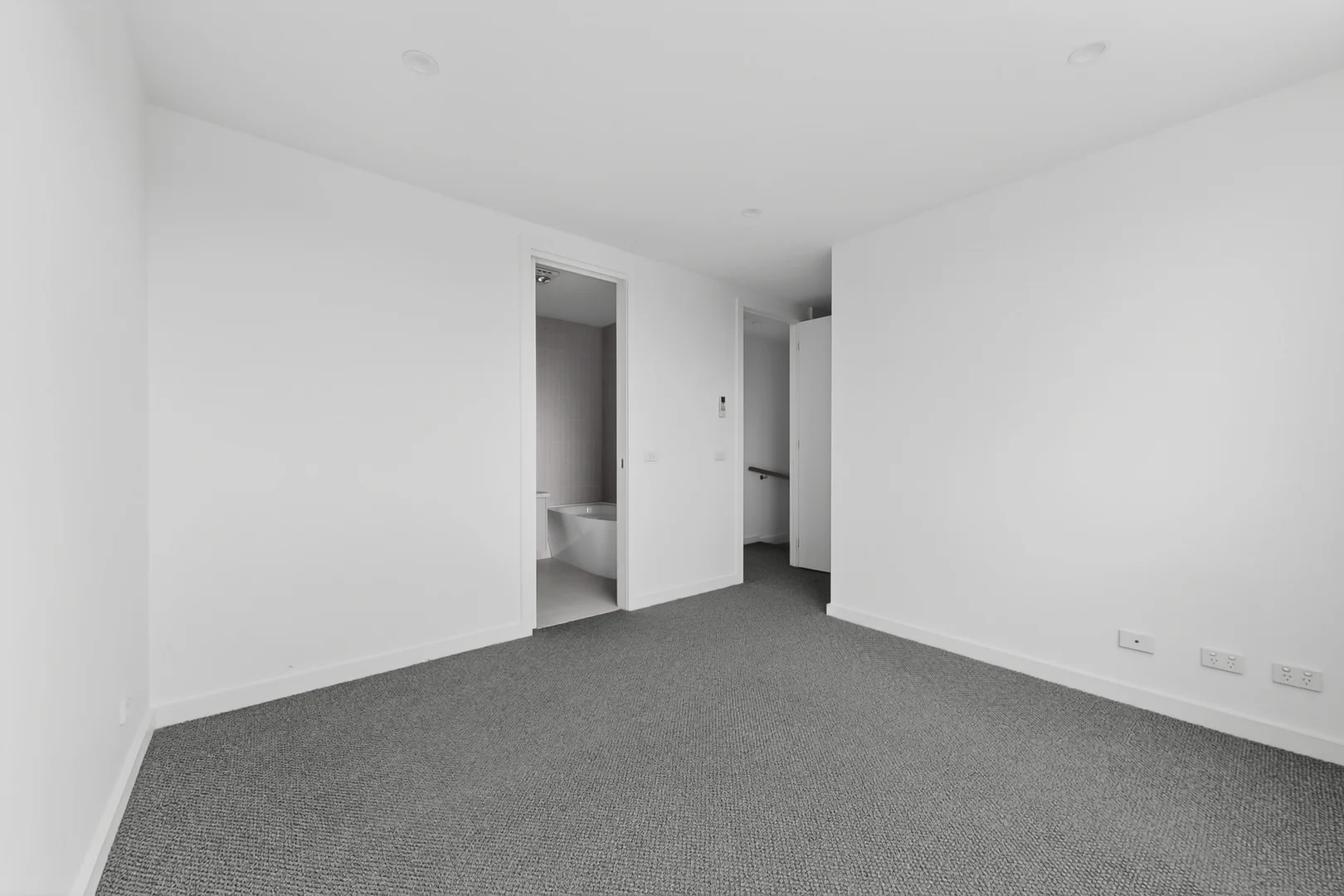 Additional image 13 of 6/92 New Street, South Kingsville VIC 3015