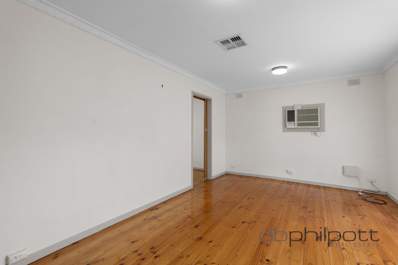 19 Stonehenge Blvd, Para Vista SA 5093 House For Rent 500 Domain