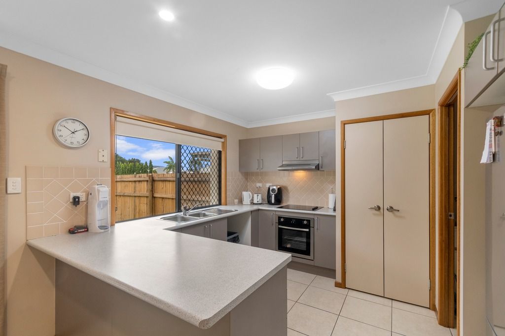 1 & 2/6 Lulu Court, Bushland Beach QLD 4818, Image 2