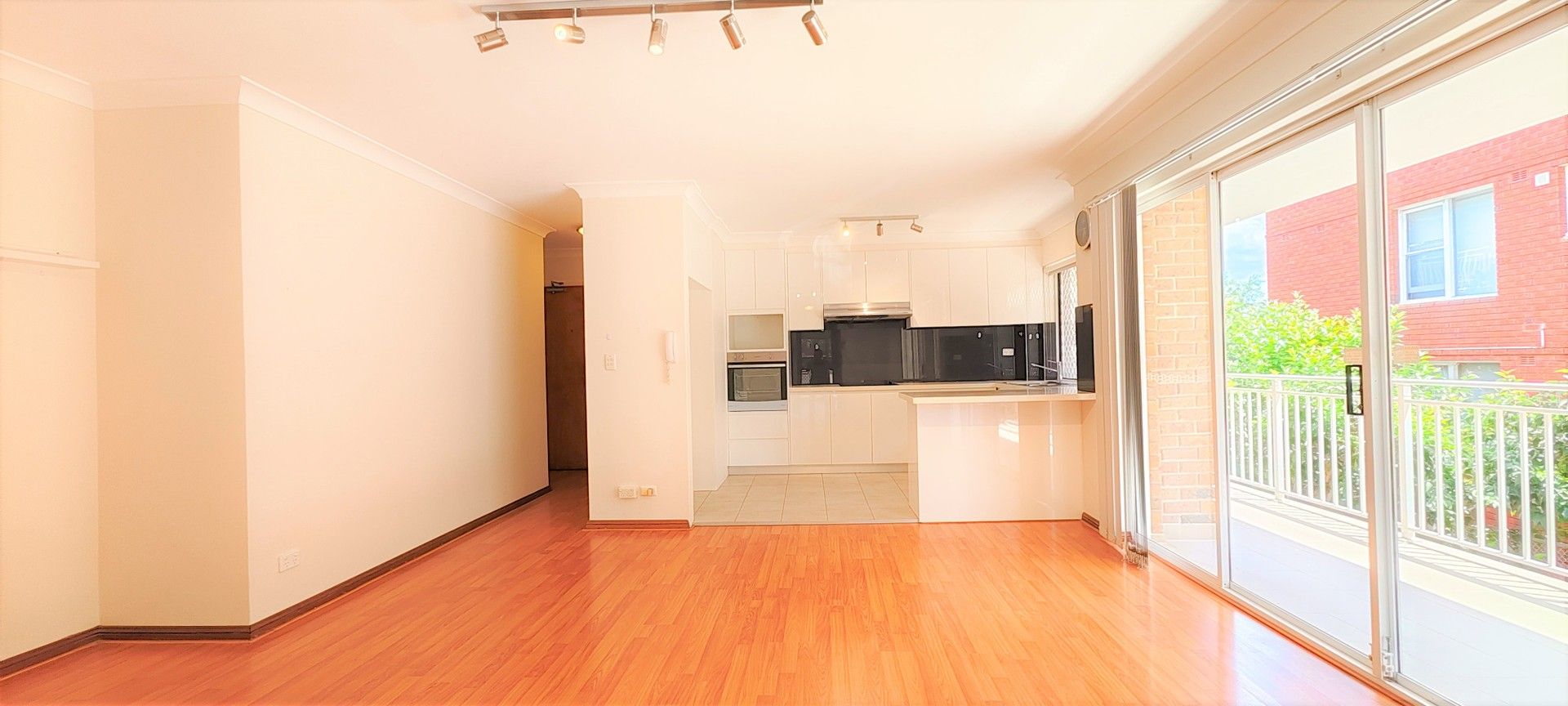 2 bedrooms Apartment / Unit / Flat in 3/11 Maxim Street WEST RYDE NSW, 2114