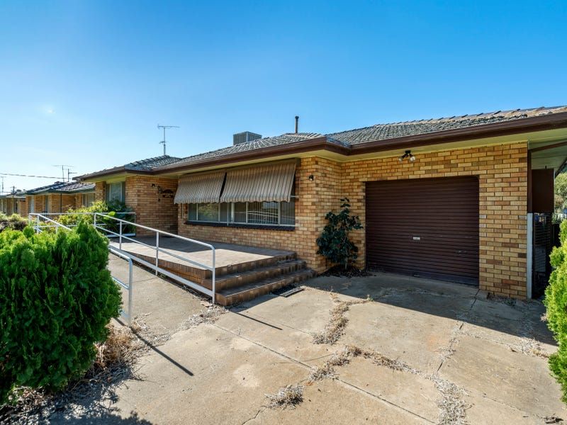 18 Canal Street, Leeton NSW 2705, Image 1