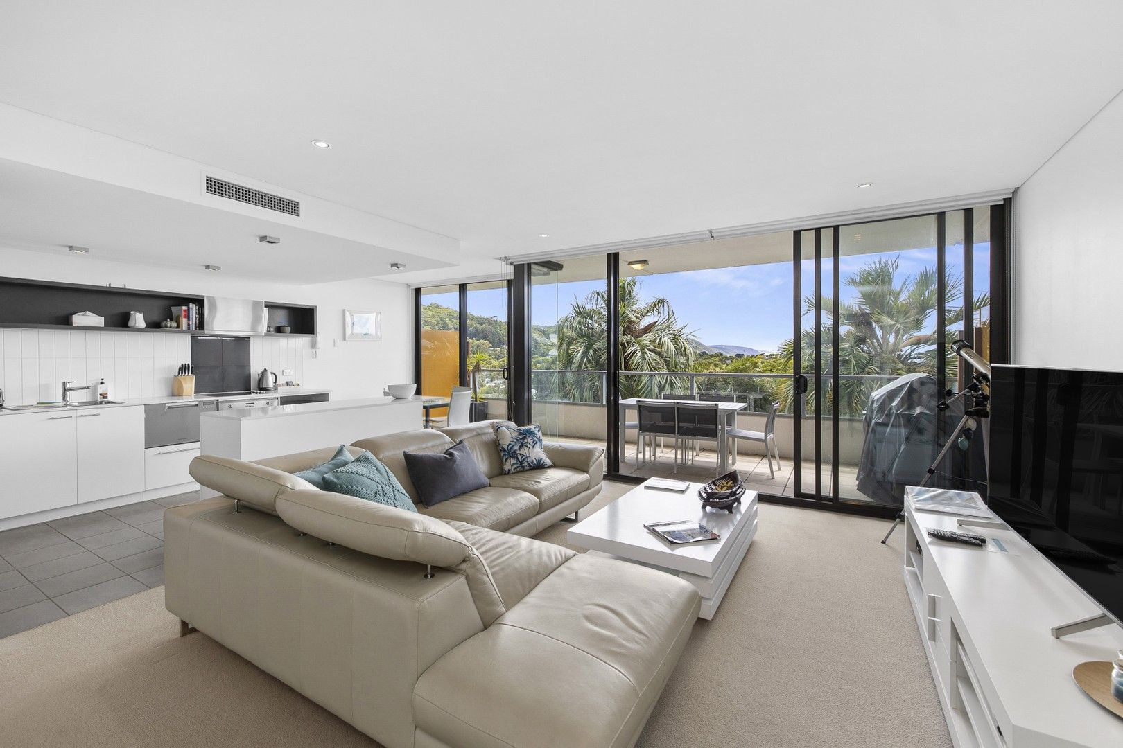 11/4 Smith Street, Lorne VIC 3232, Image 0