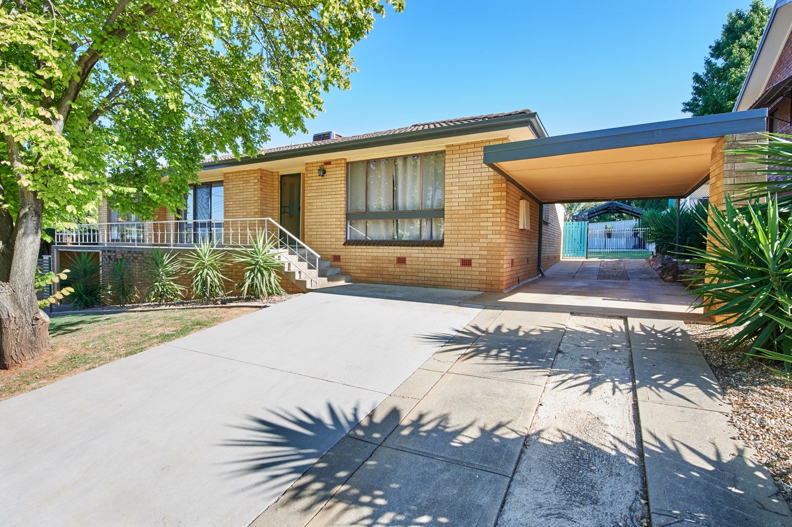 79 Leavenworth Drive, Mount Austin NSW 2650, Image 0