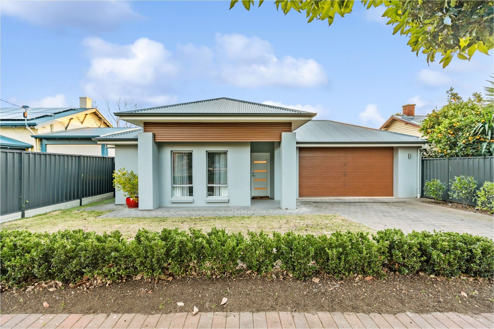 27 Corinda Avenue, Kensington Park SA 5068, Image 0