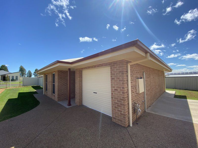 2 Tolmer Terrace Dubbo Nsw 2830 Domain