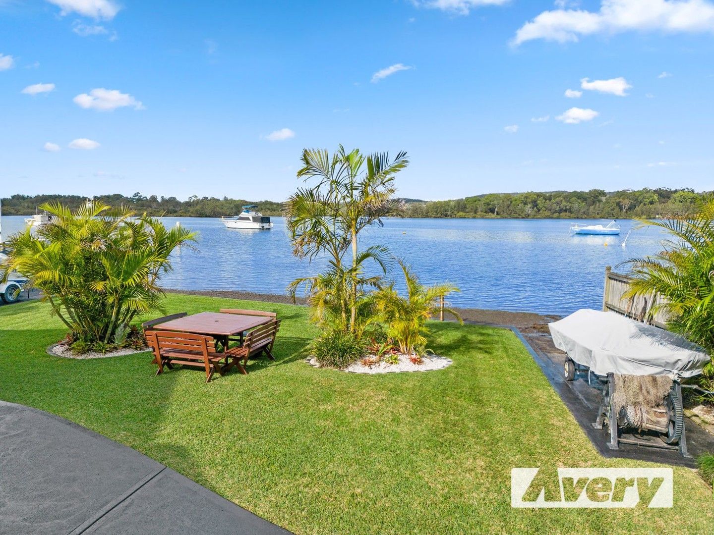 42 Brougham Avenue, Fennell Bay NSW 2283 Domain