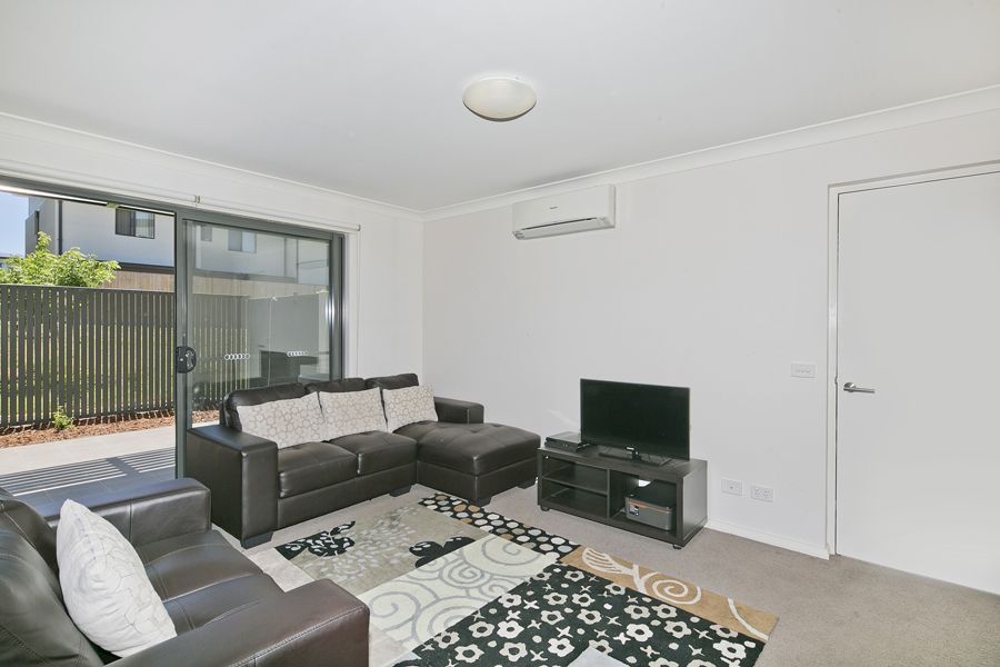 33/82 Henry Kendall Street, Franklin ACT 2913, Image 1
