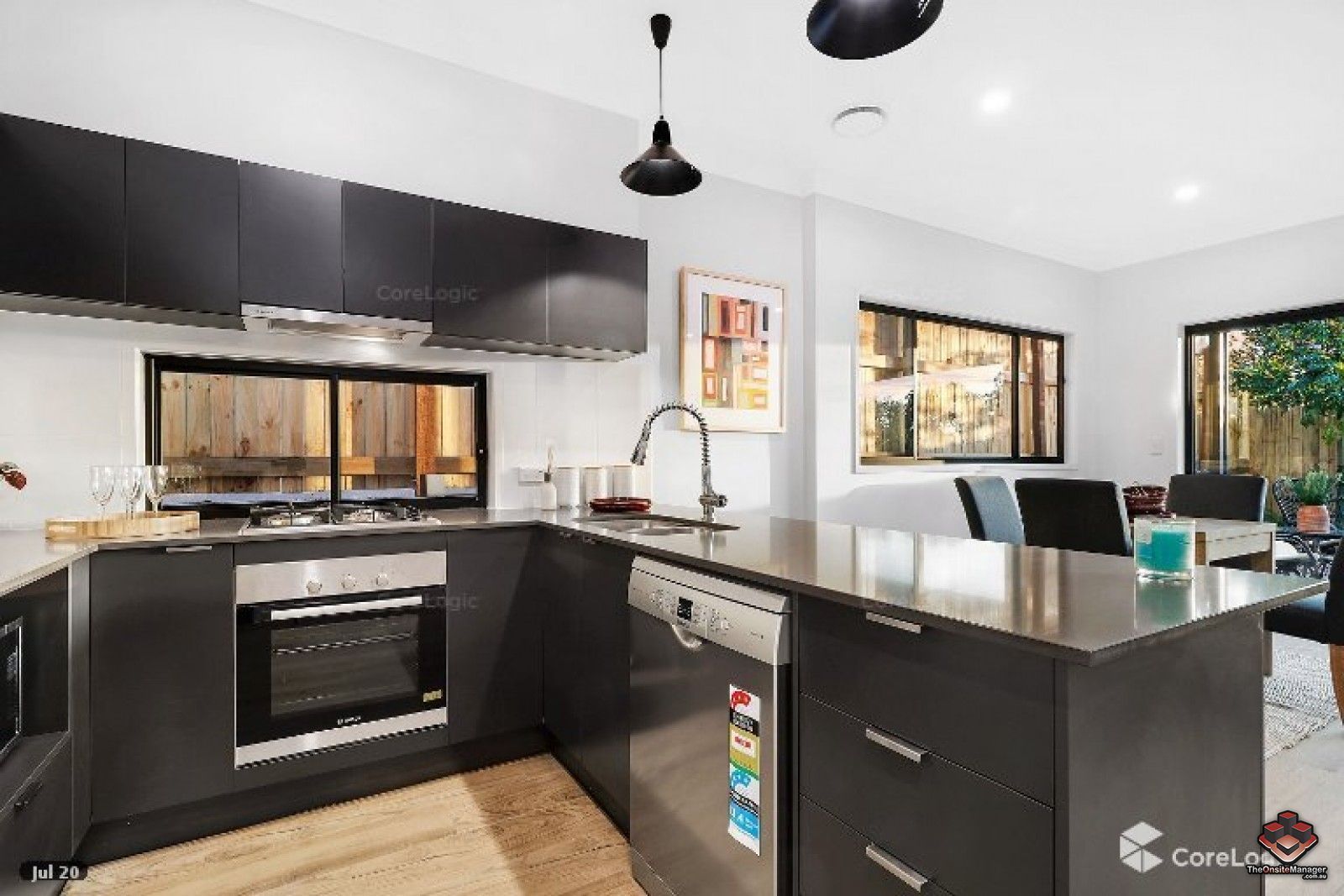 4 bedrooms Townhouse in 2/371 Beenleigh Road COOPERS PLAINS QLD, 4108