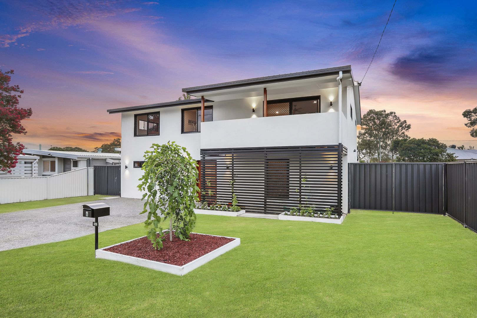 6 Beagle Avenue, Banksia Beach Property History & Address Research