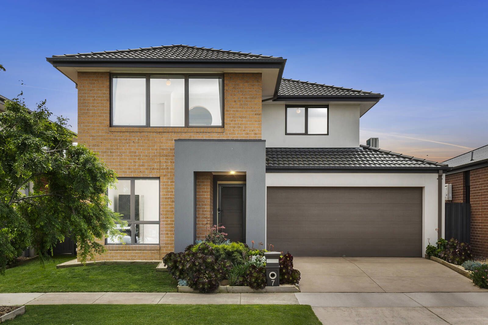 5 bedrooms House in 7 Hadley Street CHARLEMONT VIC, 3217