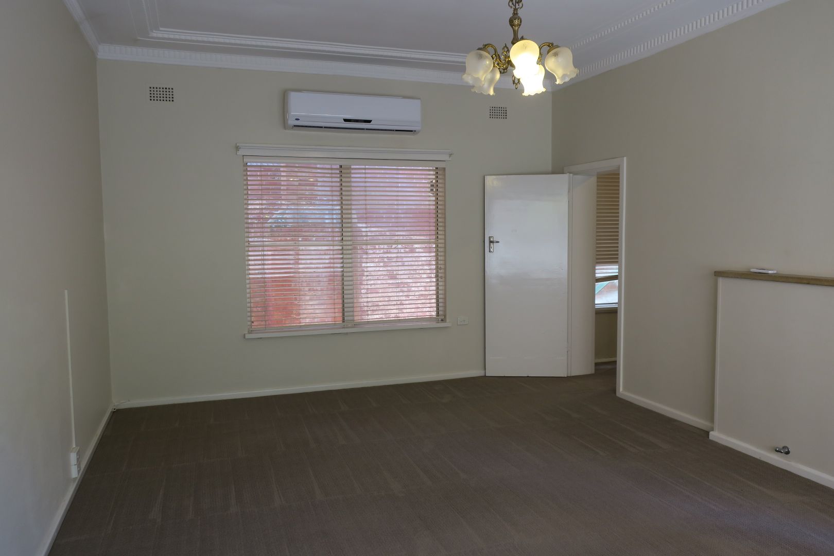 227 Tarcutta Street, Wagga Wagga NSW 2650 Apartment For Rent 350