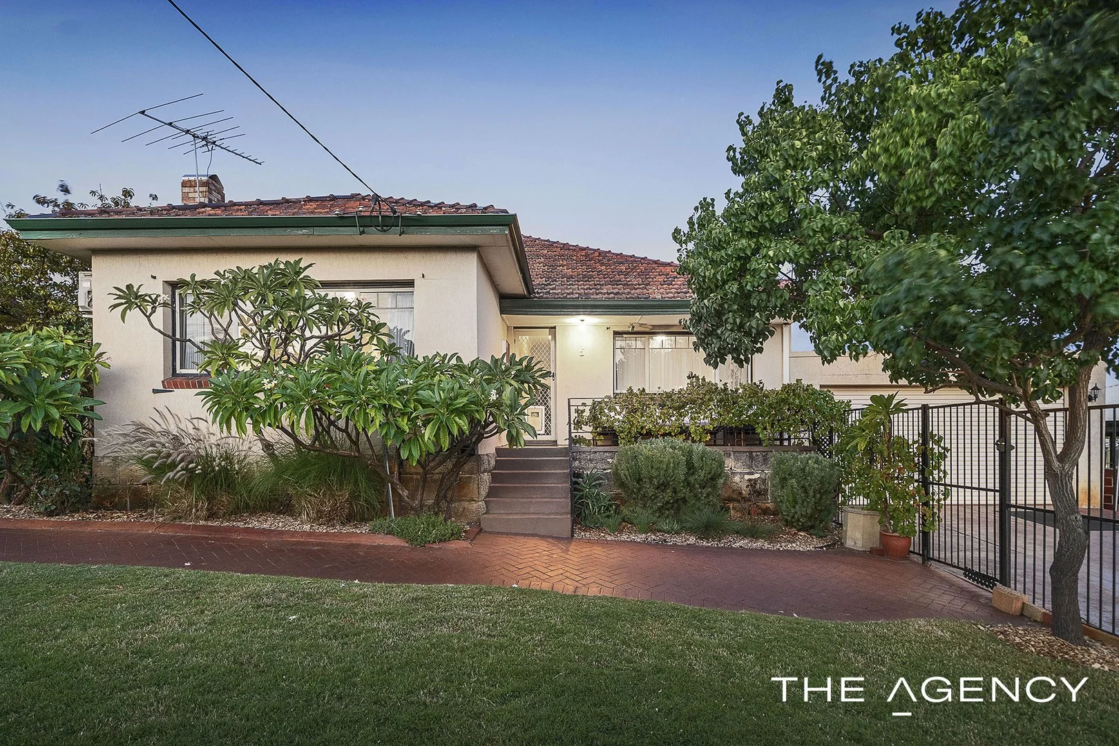 5 Jennifer Road, Morley WA 6062