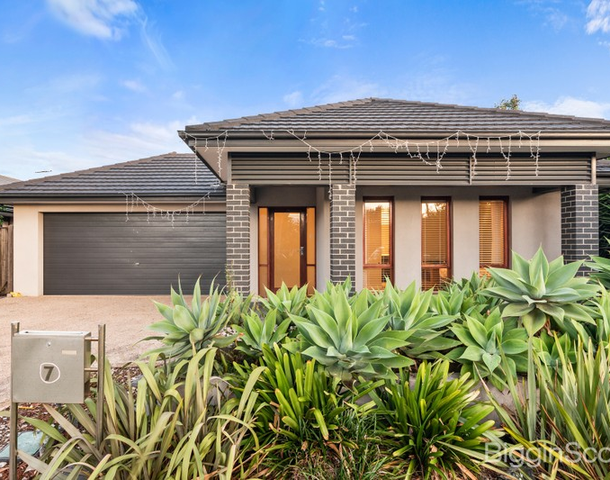 7 Lindholme Way, Williams Landing VIC 3027