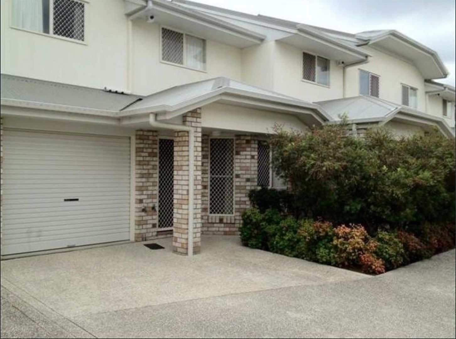 3 bedrooms Townhouse in 7/95-97 River Hills Road EAGLEBY QLD, 4207