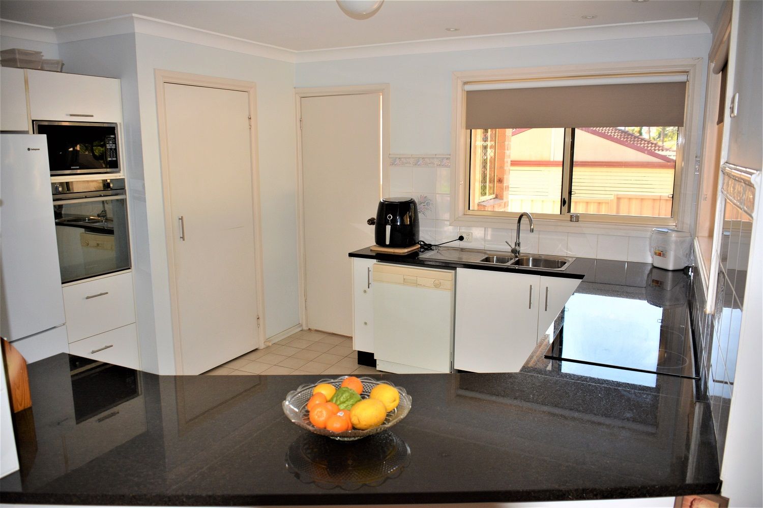 16 Government Road, Summerland Point NSW 2259, Image 2