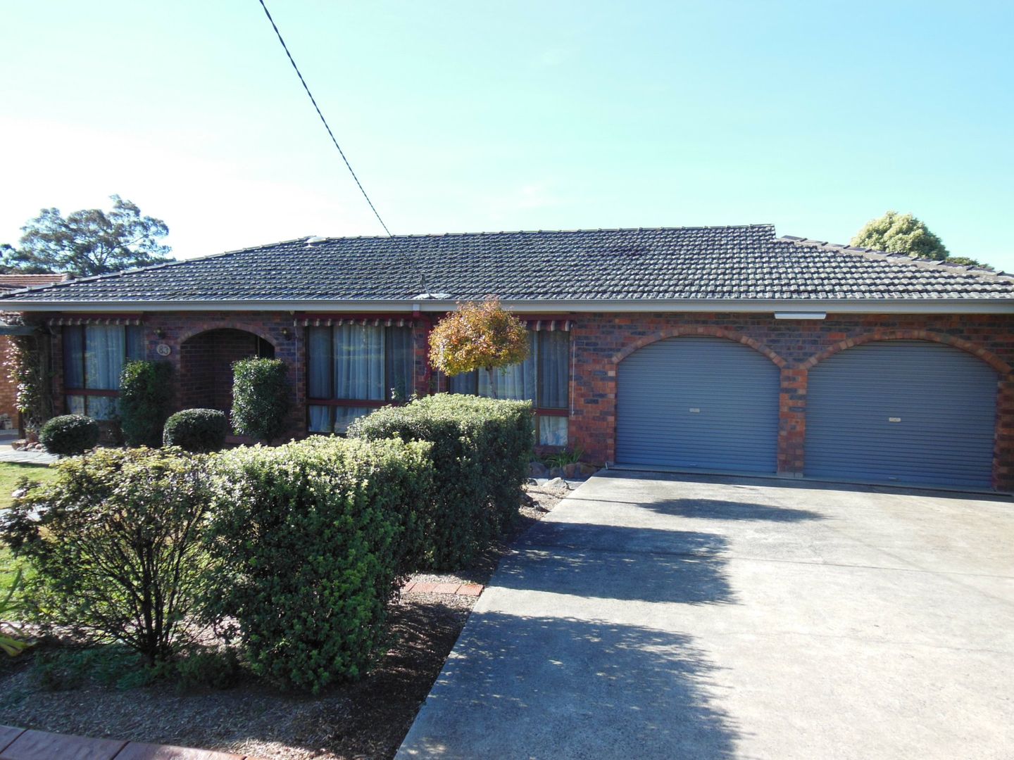 83 Cathcart Street Goulburn Nsw 2580 House For Rent 460 Domain