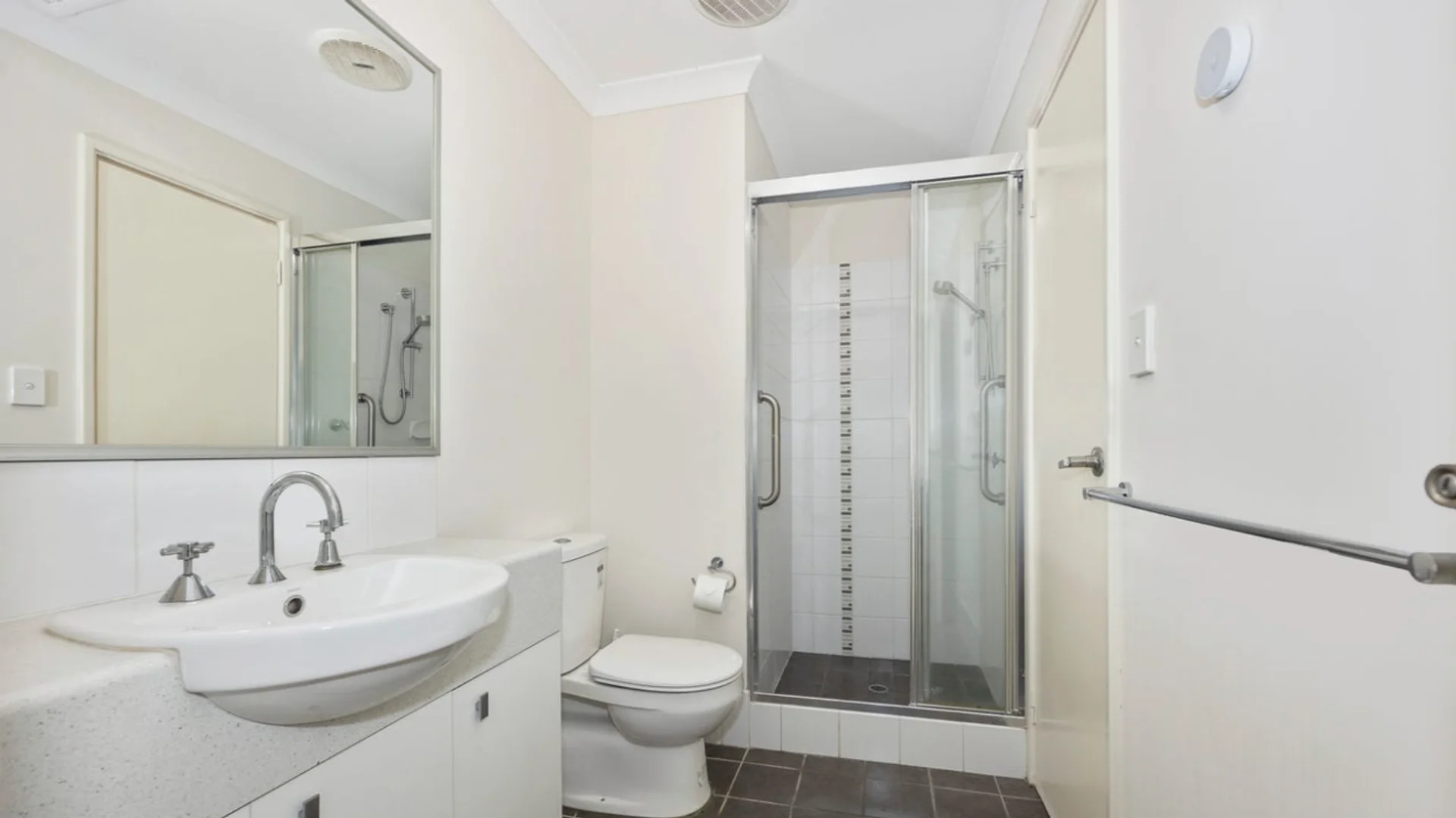 Additional image 14 of 81 Grassdale Parkway, Ellenbrook WA 6069