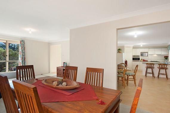 11 Bellwood Close, TUGGERAH NSW 2259, Image 2