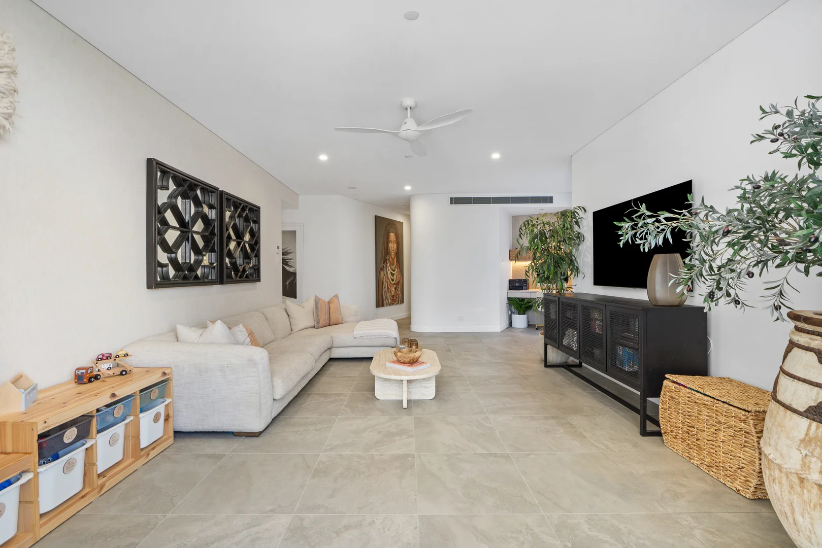 Additional image 20 of 1/24 Woodroffe Avenue, Main Beach QLD 4217