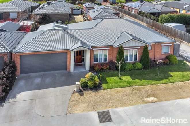 Picture of 9 Elizabeth Court, RIDDELLS CREEK VIC 3431