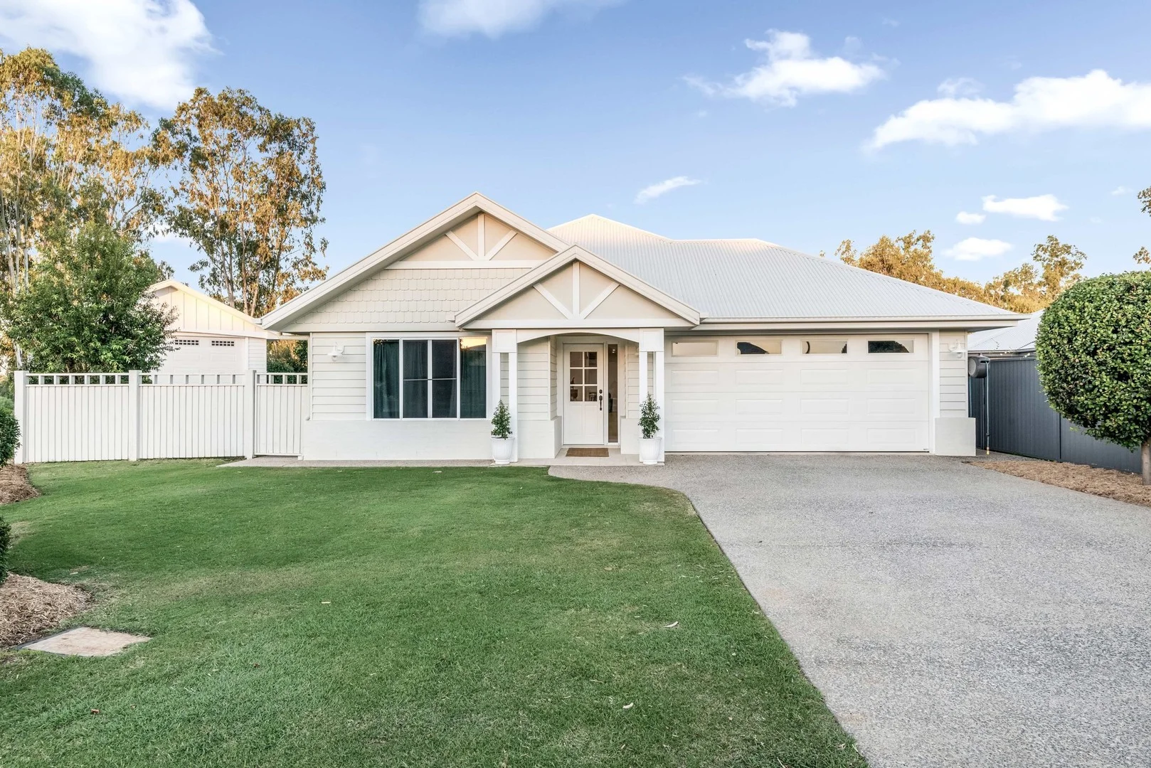 21 Canterbury Road, Emerald QLD 4720