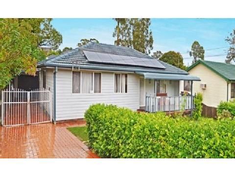 16 Rowley Street, Pendle Hill NSW 2145