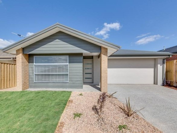 8 Palermo Street, Greenvale VIC 3059