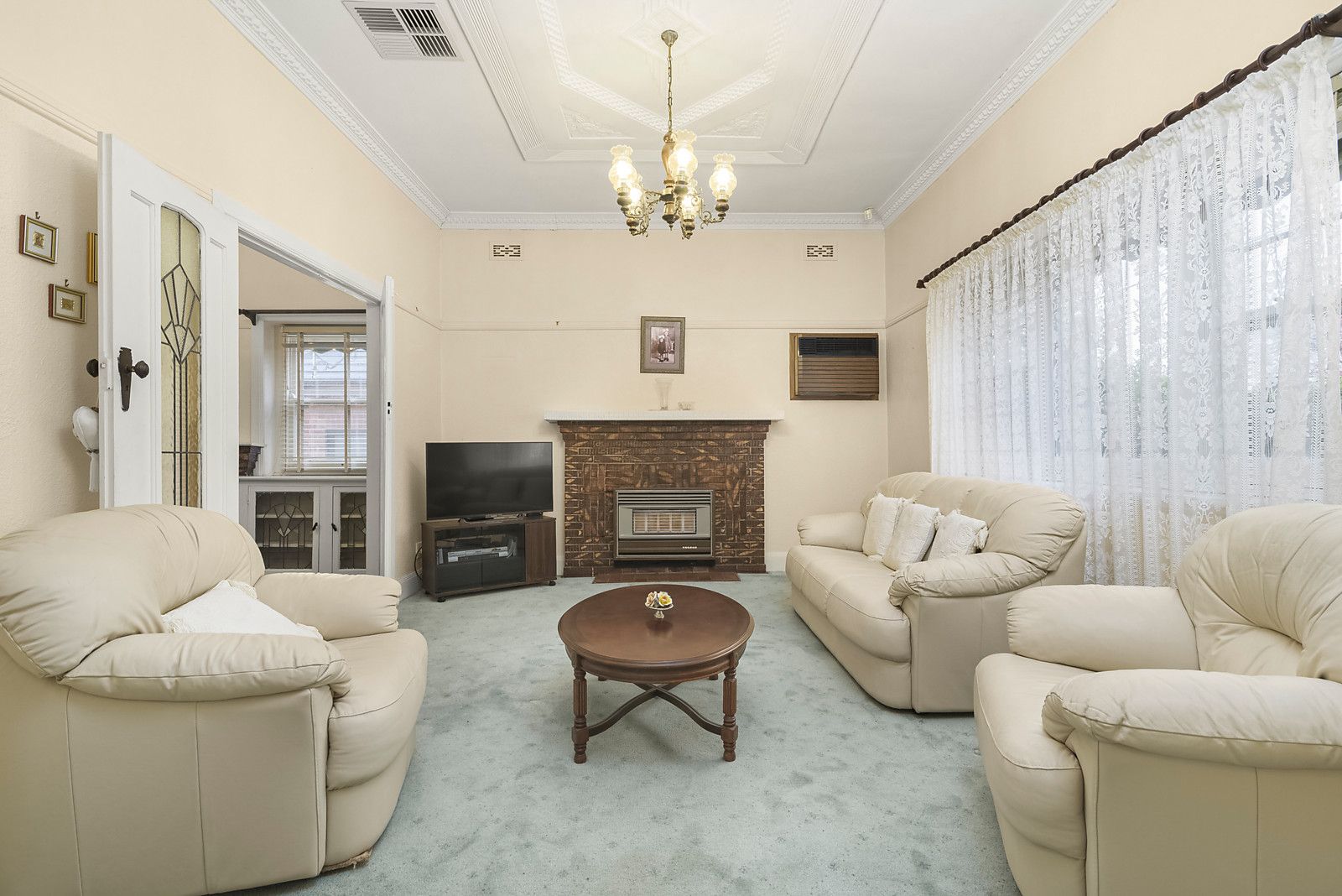 166 Lower Heidelberg Road, Ivanhoe East VIC 3079, Image 1