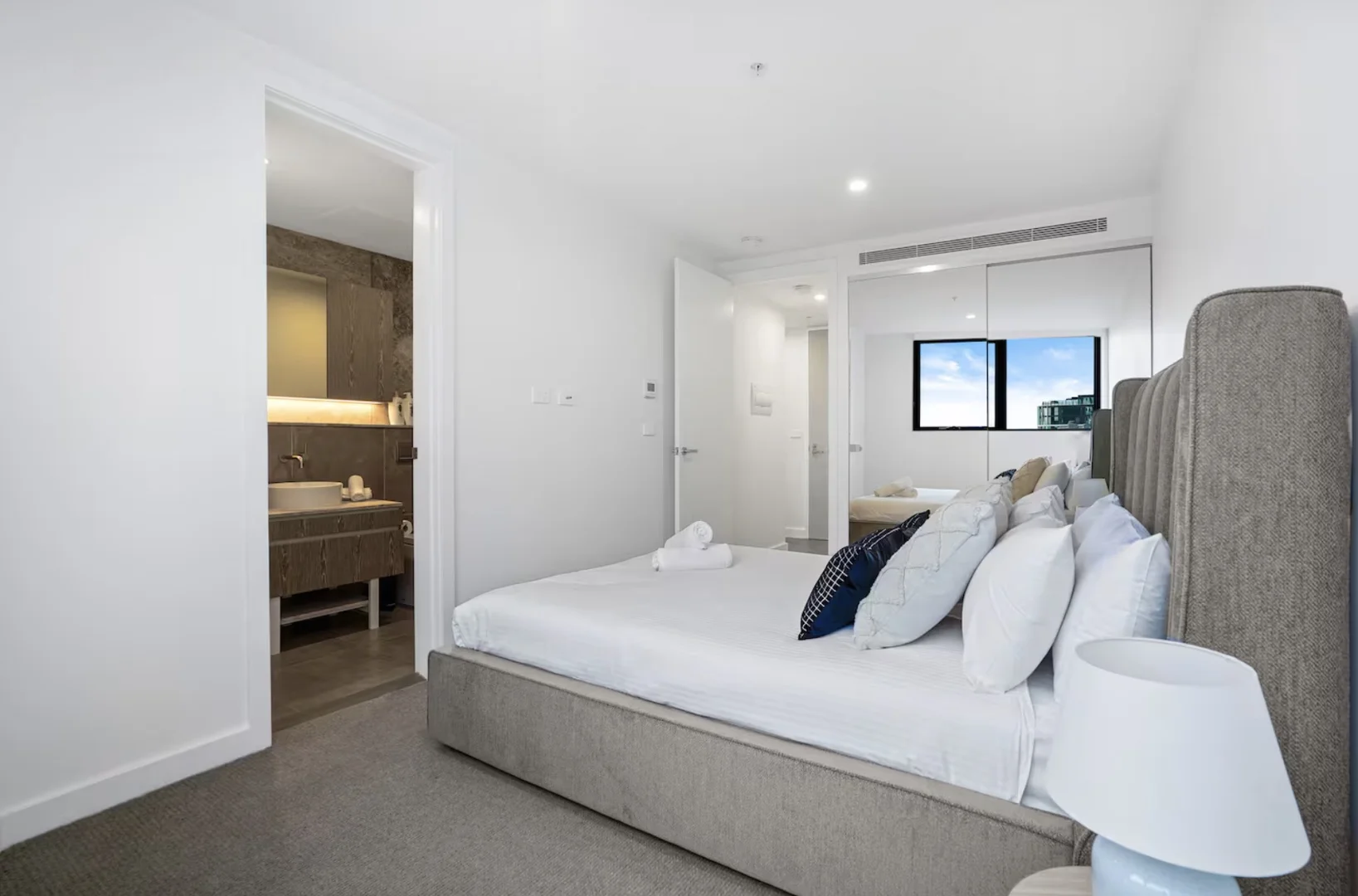 Additional image 6 of 1805/23 Batman Street, West Melbourne VIC 3003