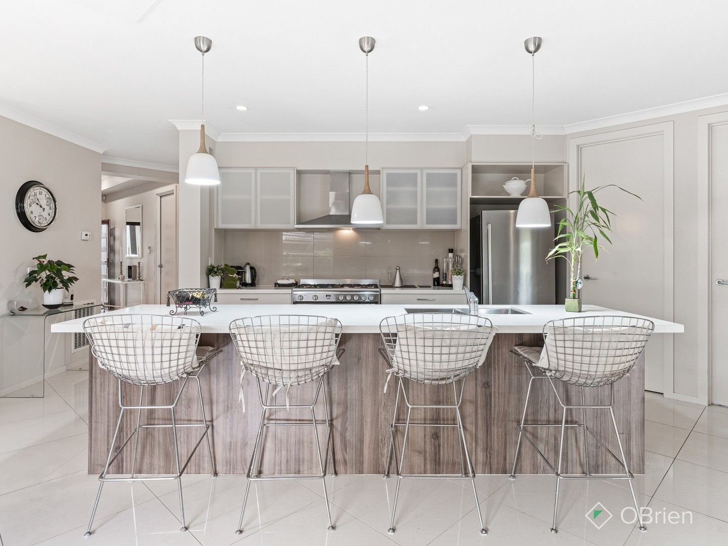 3 bedrooms House in 28 Barrighton Chase SANDHURST VIC, 3977