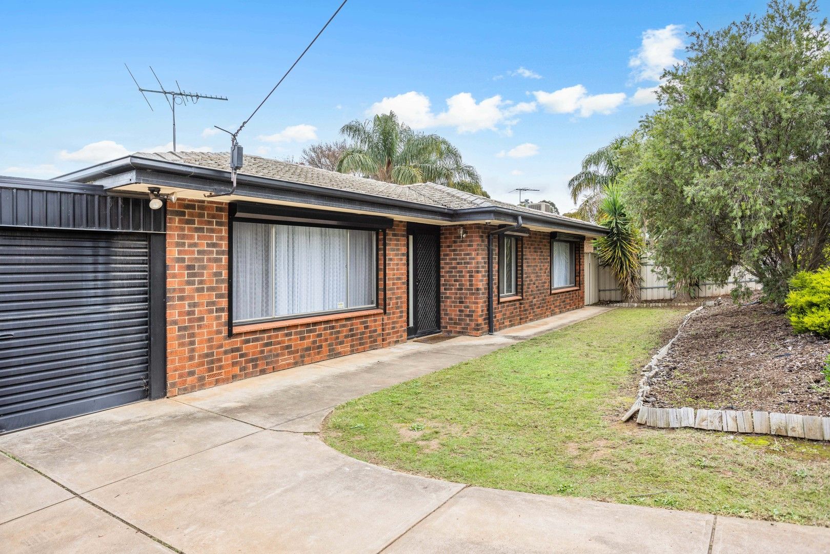 199 Main South Road, Hackham West SA 5163, Image 0