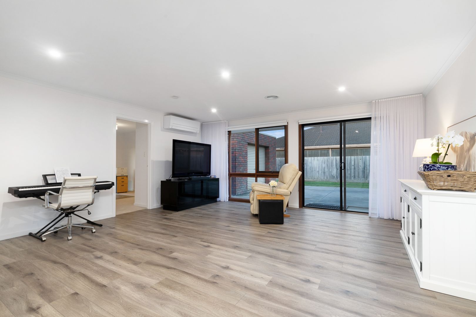 3 Carboni Court, Mulgrave VIC 3170, Image 2