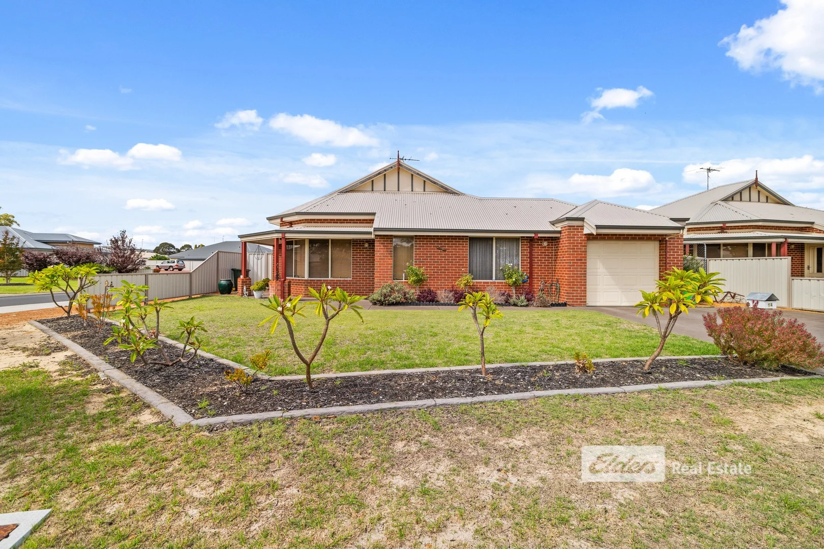 14 Westwind Crescent, Harvey WA 6220