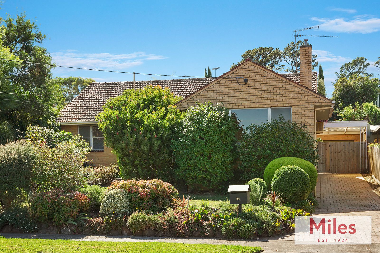 24 Flora Grove, Ivanhoe East Property History & Address Research Domain
