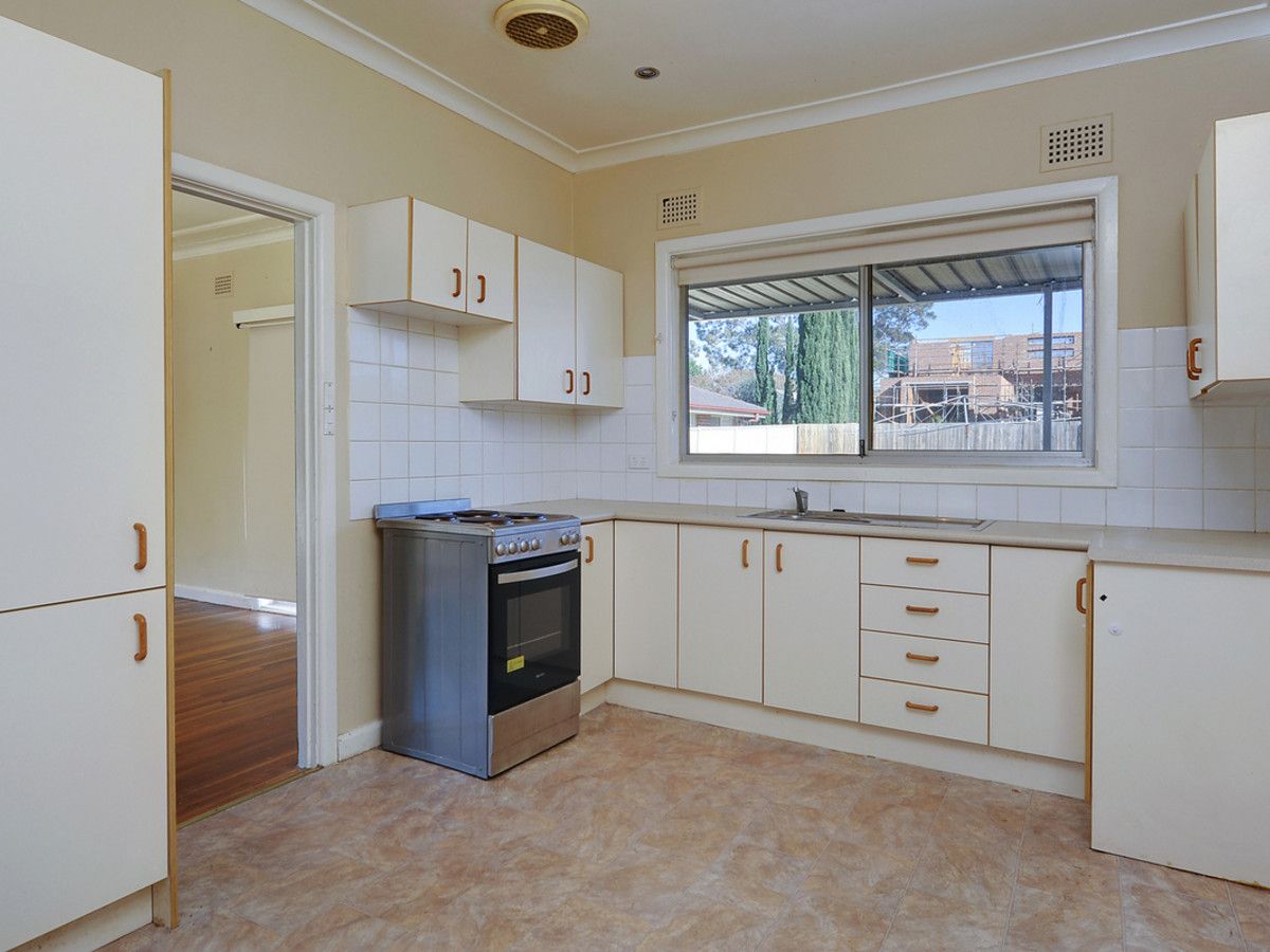 138 Centenary Road, South Wentworthville NSW 2145, Image 2