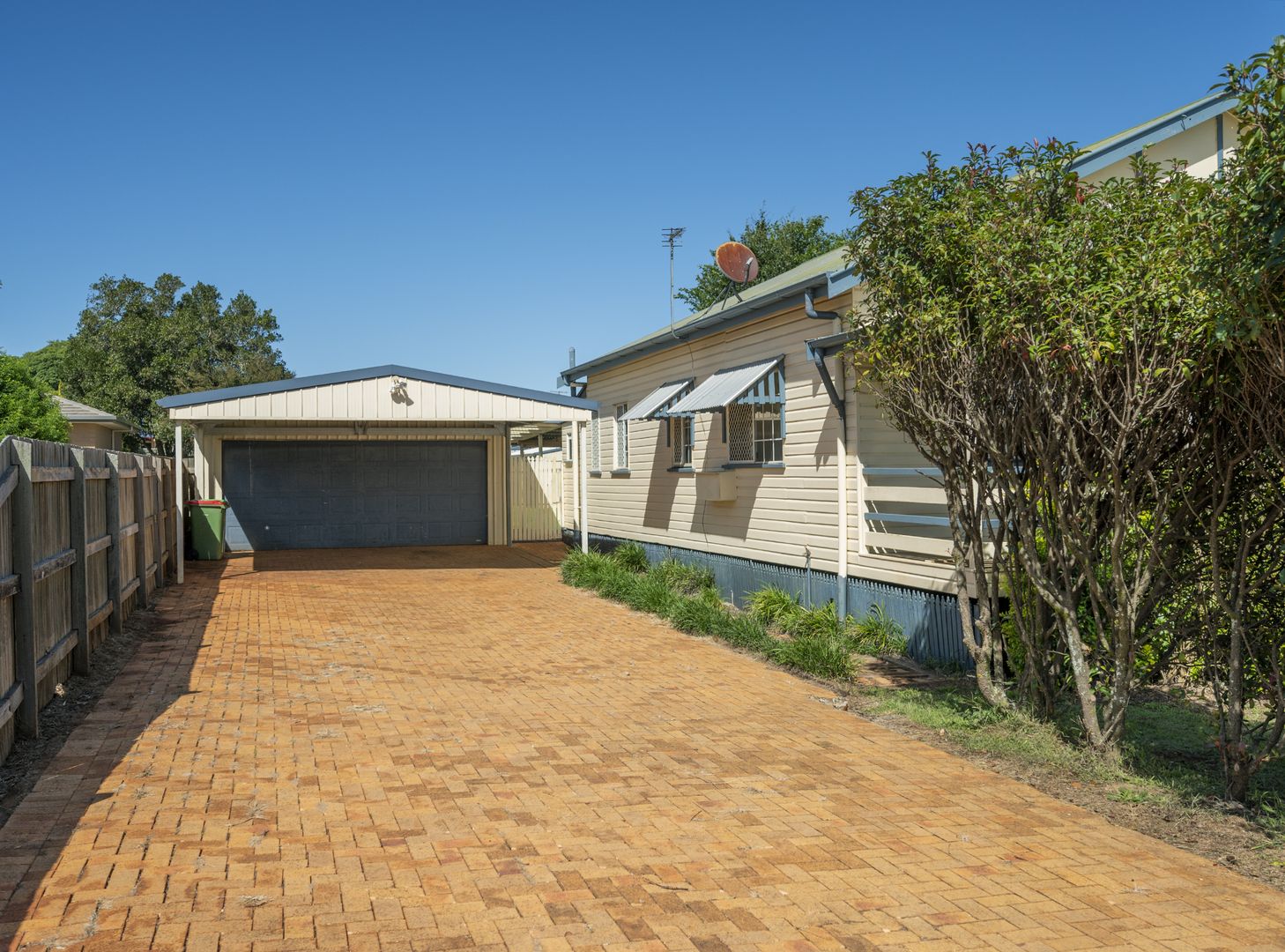 176 South Street, Centenary Heights QLD 4350, Image 1