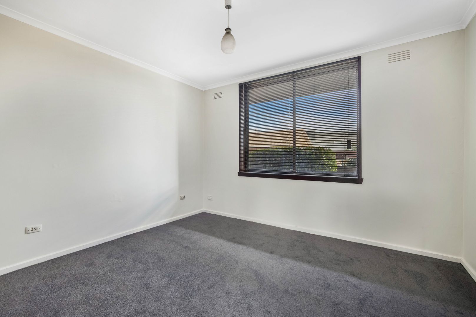 1/170 Waterloo Road, Oak Park VIC 3046, Image 2