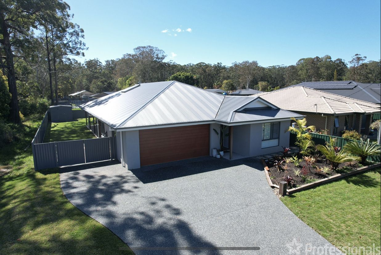 4 Hoskins Street, Nabiac NSW 2312, Image 0