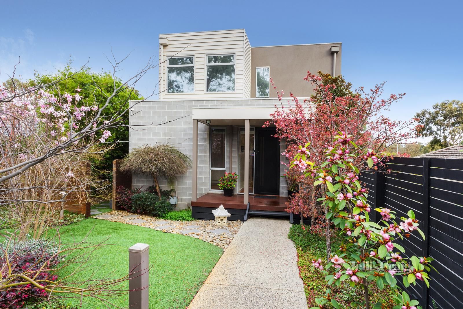 4 bedrooms Townhouse in 1/22 Grand Boulevard MONTMORENCY VIC, 3094