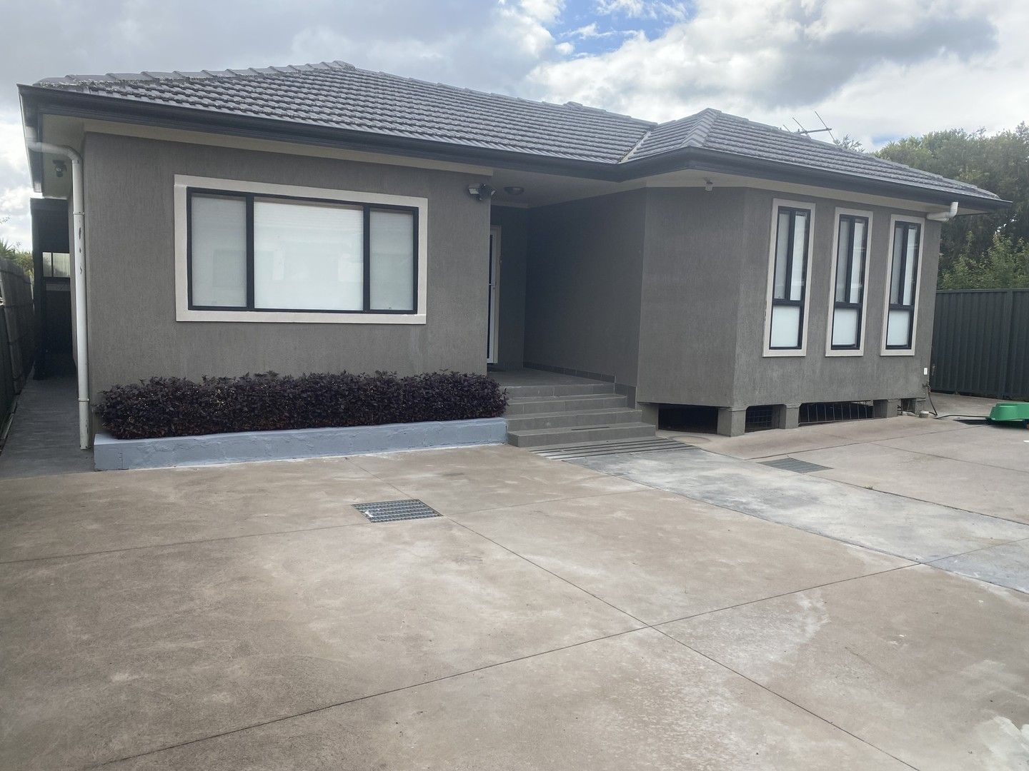 3 bedrooms House in 112 Hunter St CONDELL PARK NSW, 2200