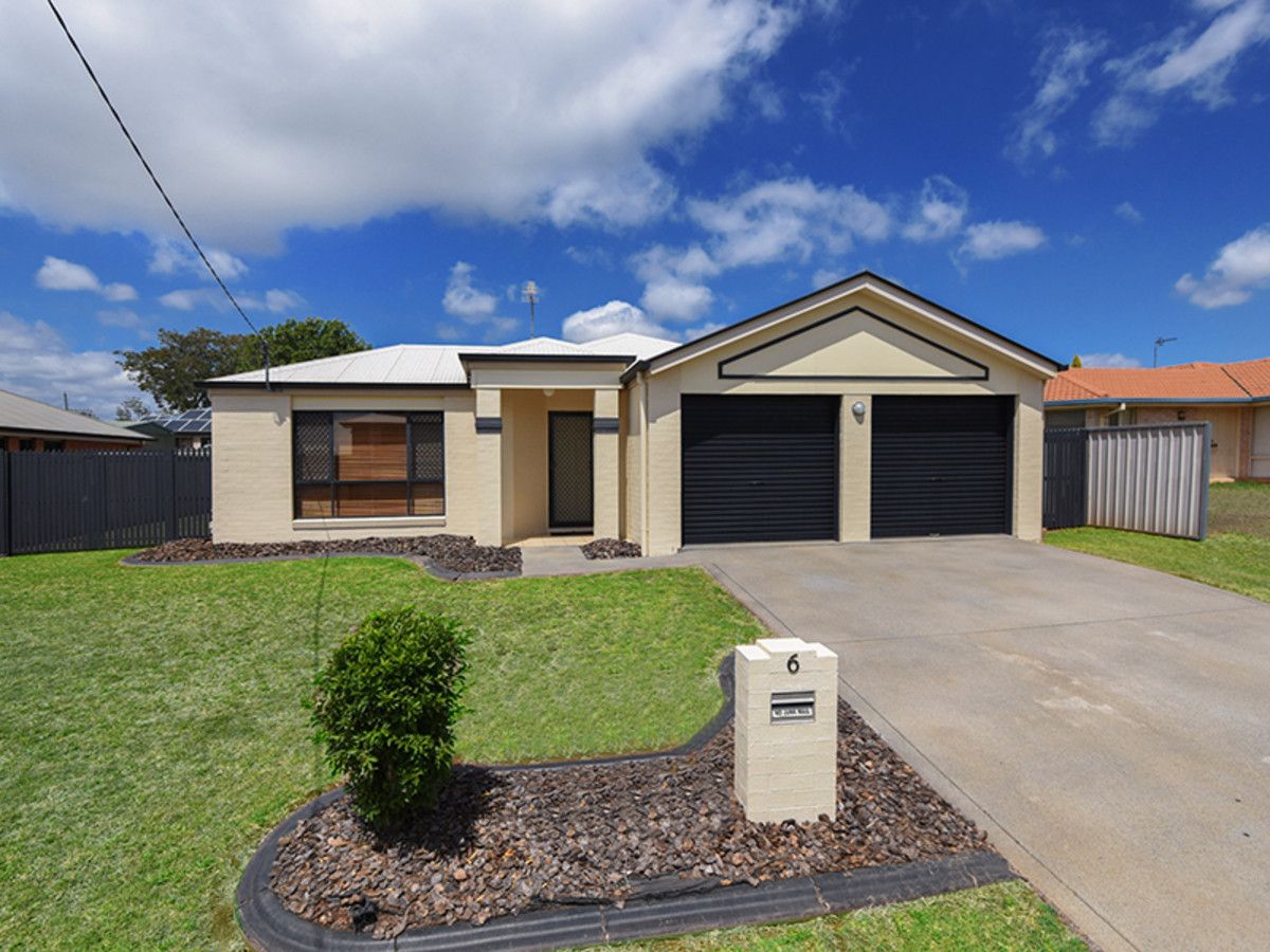 3 bedrooms House in 6 Pillar Street MIDDLE RIDGE QLD, 4350