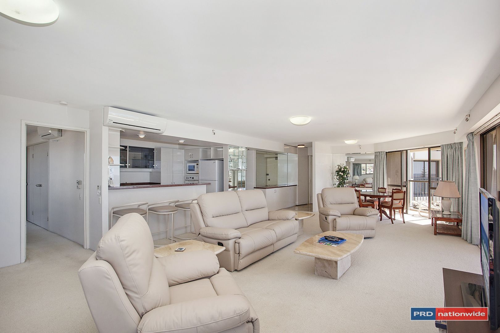 14/146 The Esplanade, Burleigh Heads QLD 4220, Image 2