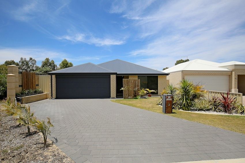 36 Arpenteur Turn, Madora Bay WA 6210, Image 0