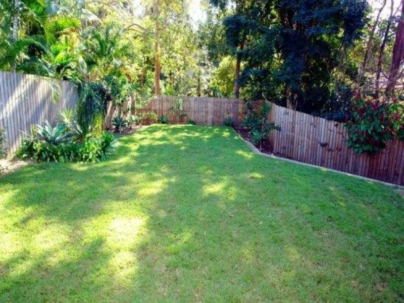 Additional image 2 of 1 Ootana Street, Chapel Hill QLD 4069