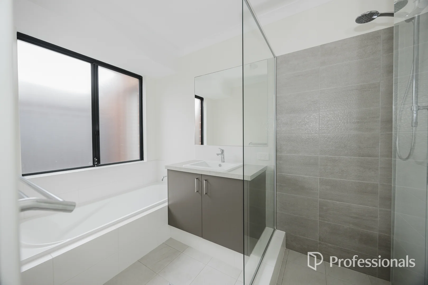 Additional image 14 of 11 Cussington Way, Ellenbrook WA 6069