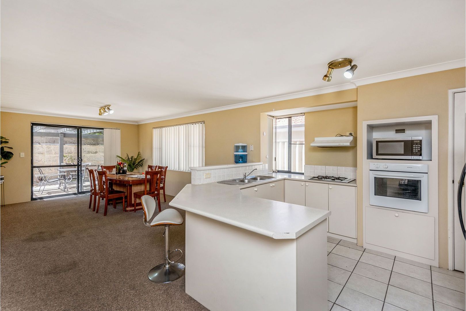 48 Terelinck Crescent, Redcliffe WA 6104, Image 2