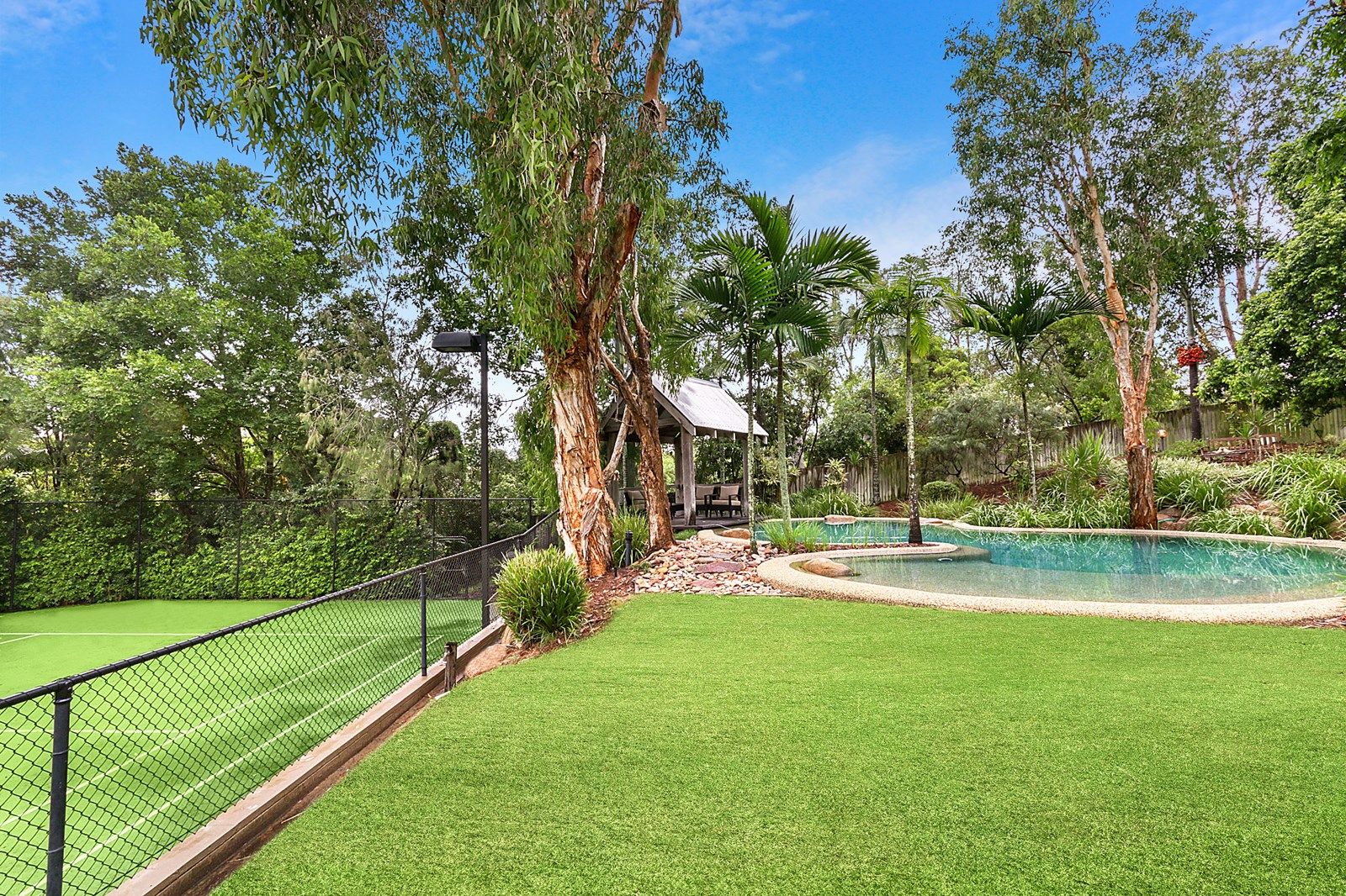 25 Meiers Road, Indooroopilly QLD 4068, Image 2
