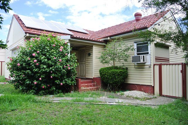4 bedrooms House in 2 Murray St GREENACRE NSW, 2190